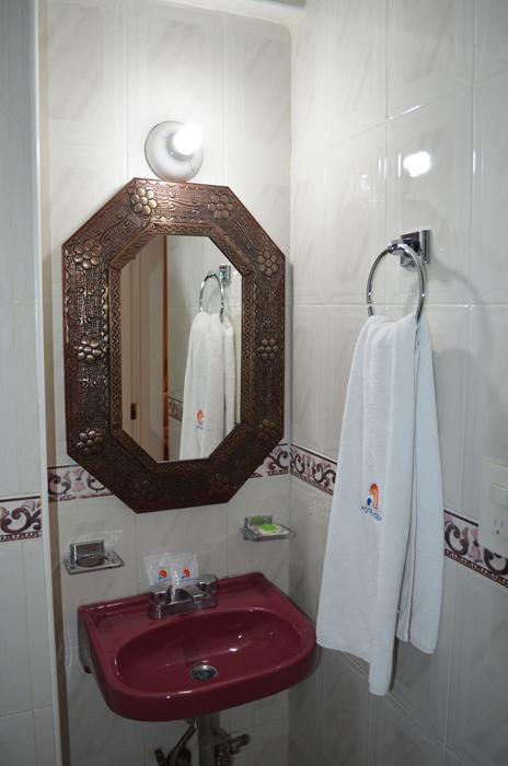 פואבלה Hotel Central מראה חיצוני תמונה