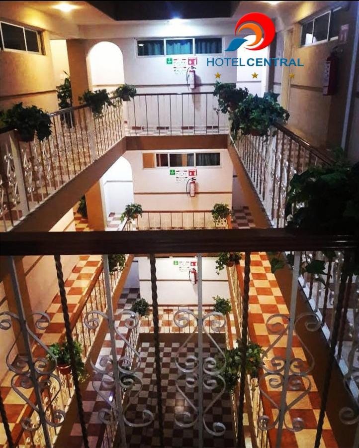 פואבלה Hotel Central מראה חיצוני תמונה