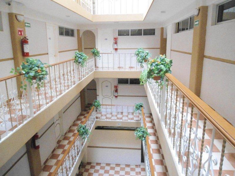 פואבלה Hotel Central מראה חיצוני תמונה