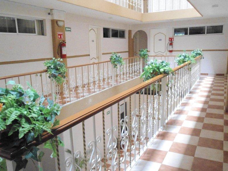 פואבלה Hotel Central מראה חיצוני תמונה